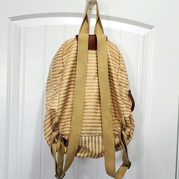 Madden girl gold stripe back pack - Picture 2 of 5